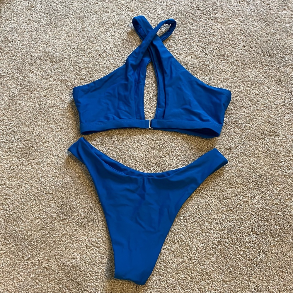 Blue Bikini - Picture 2 of 3